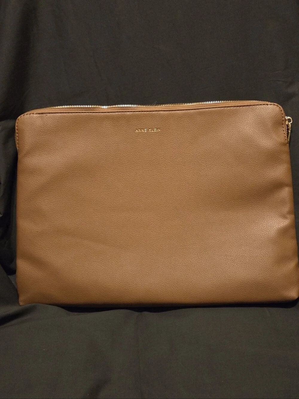 Anne Klein Brown Zippered 16x11 made in Cambodia Lap Top Bag as shown